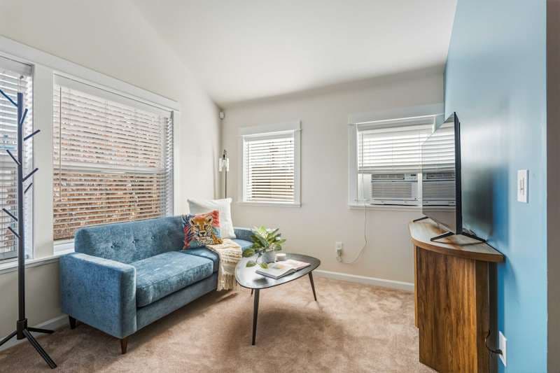 Sun-Drenched Slabtown Loft Studio